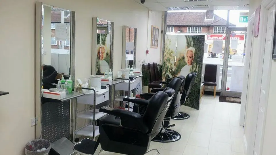Feel Good Look Good — Beauty Salon in Ilford